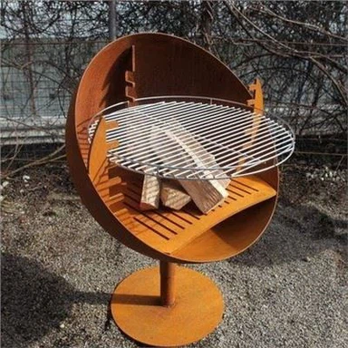 Hovlidagi gulxan stend