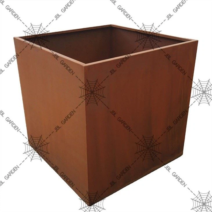 24 Inch Tall Outdoor Planters