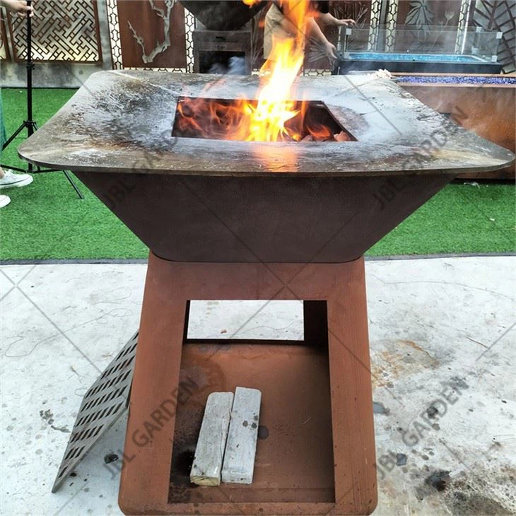 Barbekyu Gril Chiroq