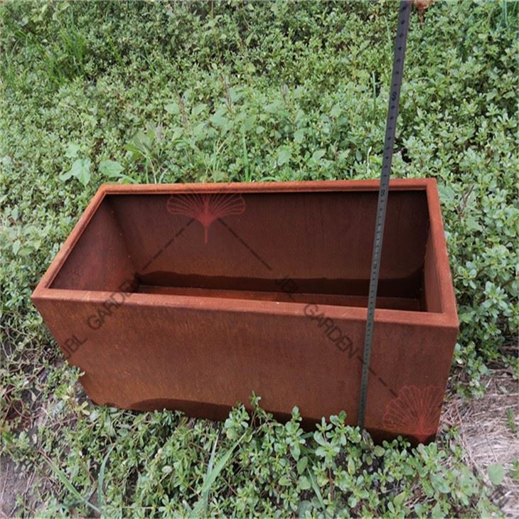 Corten po'lat qutisi