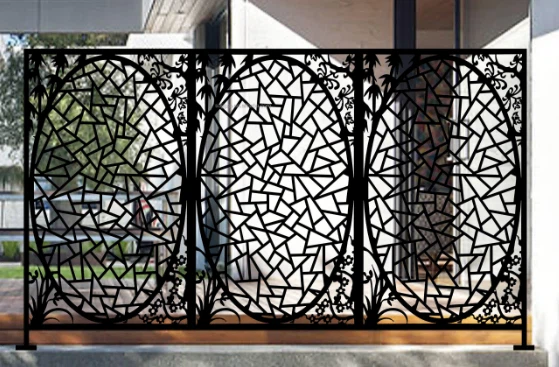 Metal Courtyard Screen Fence