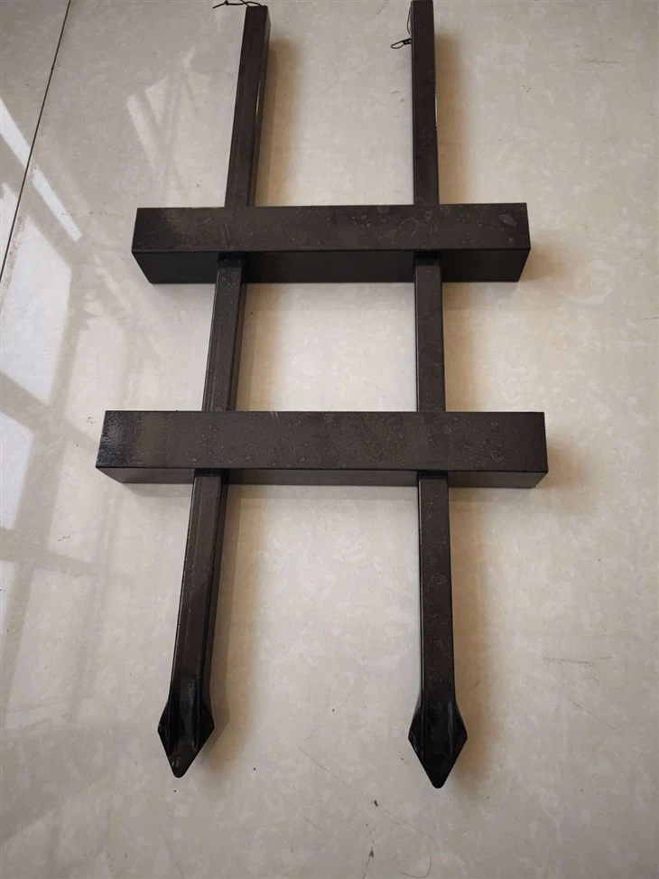 Outdoor Courtyard Iron Welding Fence