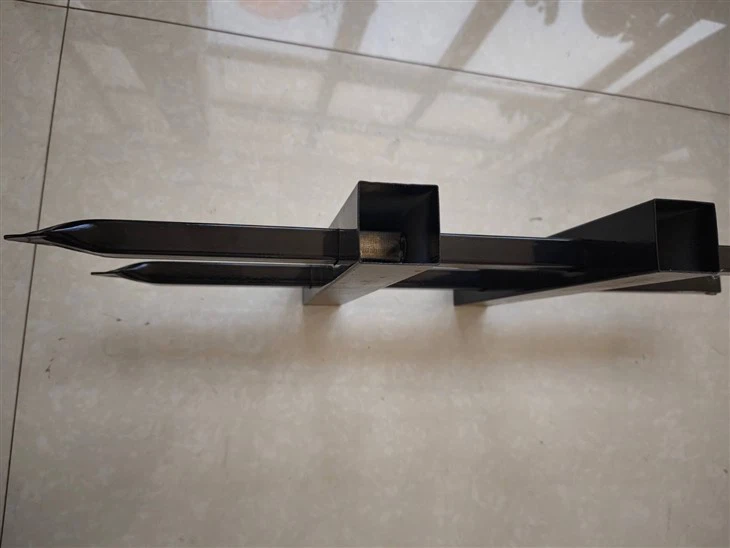 Outdoor Courtyard Iron Welding Fence