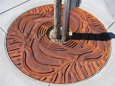 Bog 'po'lat daraxti darvozasi